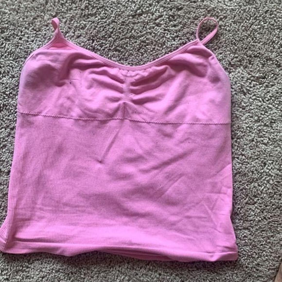 Cute pink top - Picture 1 of 1